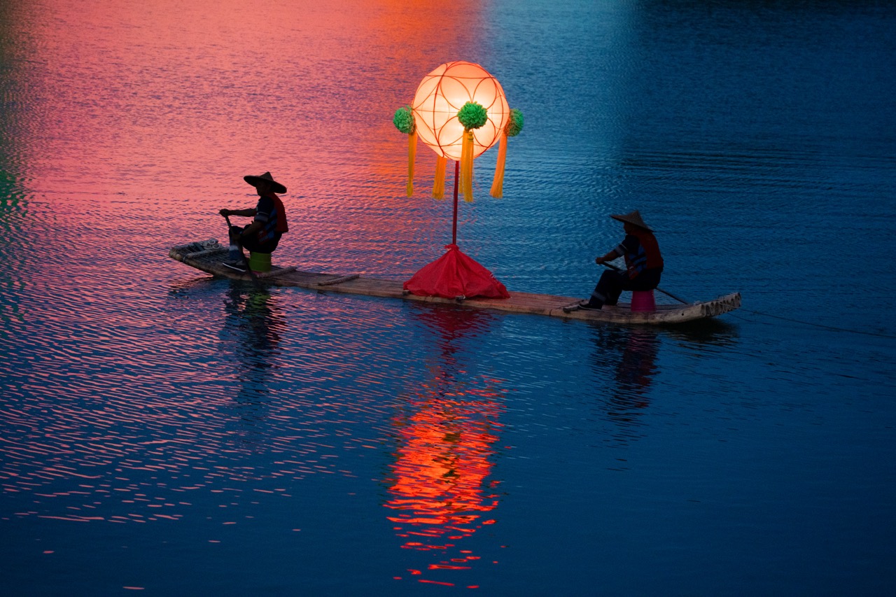 一夜鱼龙舞